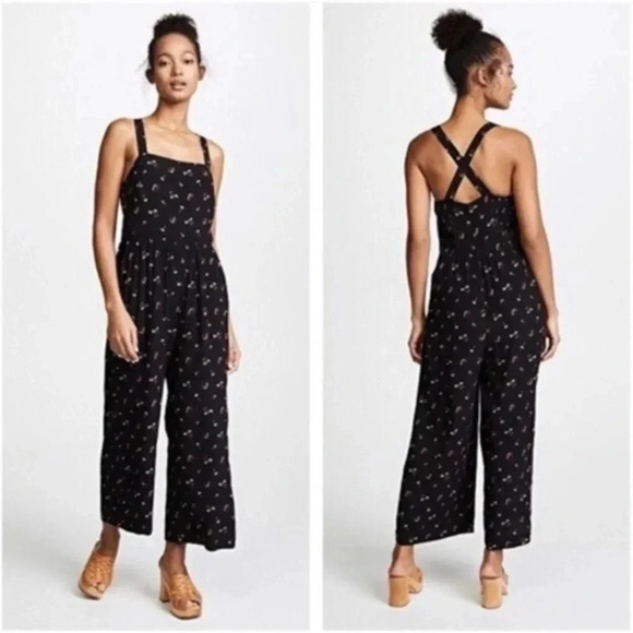 MADEWELL | Black Cottagecore Toss Smocked Cropped Wide Leg Jumpsuit Size 2 - Picture 1 of 8